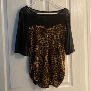 Nice blouse to wear casual or dress up